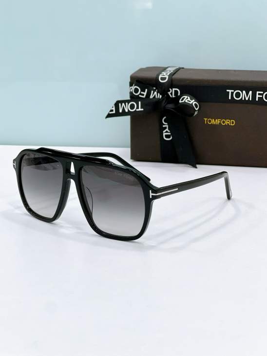 Picture of Tom Ford Sunglasses _SKUfw80536747fw